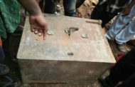 VIZAGVISION:శ్రీకాకుళం జిల్లాలోని ఇచ్చాపురం పట్టణం లో రెండు పురాతన సేఫ్ లాకర్లు బయటపడ్డాయి.