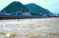 ప్రకాశం బ్యారేజీకి పొటెత్తిన వరద,Vijayawada,Vizagvision..