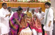 పద్మశ్రీ డాక్టర్ ఆదినారాయణ రావు గారికి ఆత్మీయ సత్కారం విశాఖ కాపునాడు Vizagvision