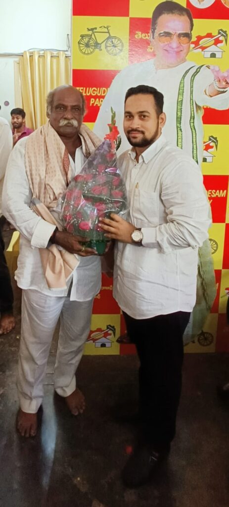 YS జగన్ నివాసంలో హైదరాబాద్ లోటస్‍పాండ్‍లో కూల్చివేతలు #ytshorts #vizagvision #youtubeshorts