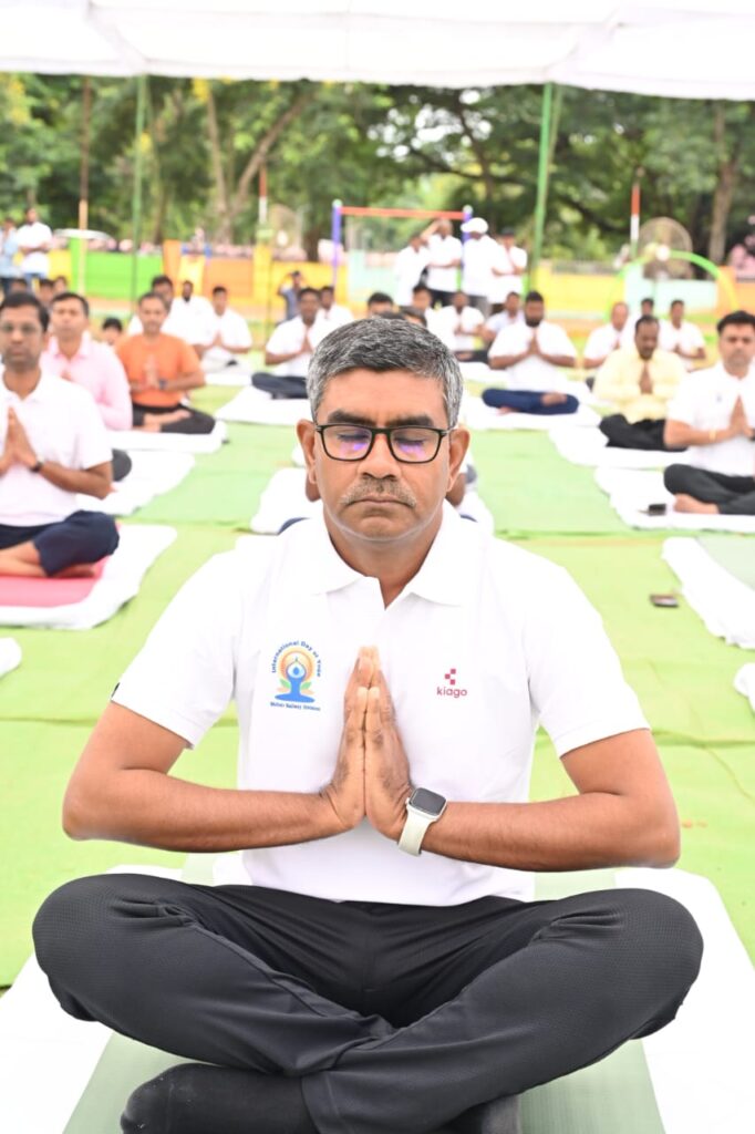 Vizagvision : International yoga day at Koraput under the leadership of General Manager East Coast Railway Shri Parmeshwar Funkwal and DRM Waltair Shri Saurabh Prasad and other Senior officials...